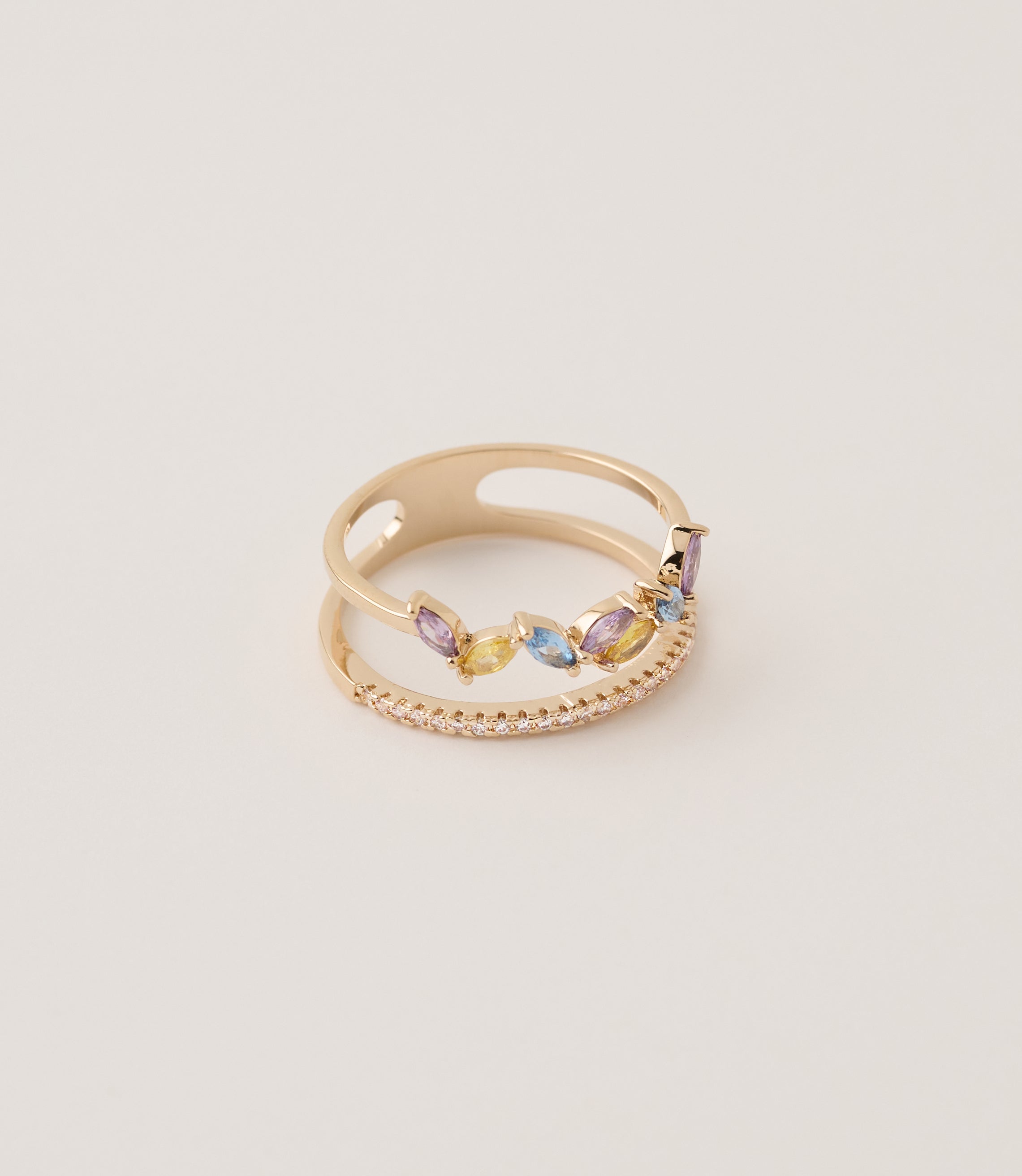 Aena ring