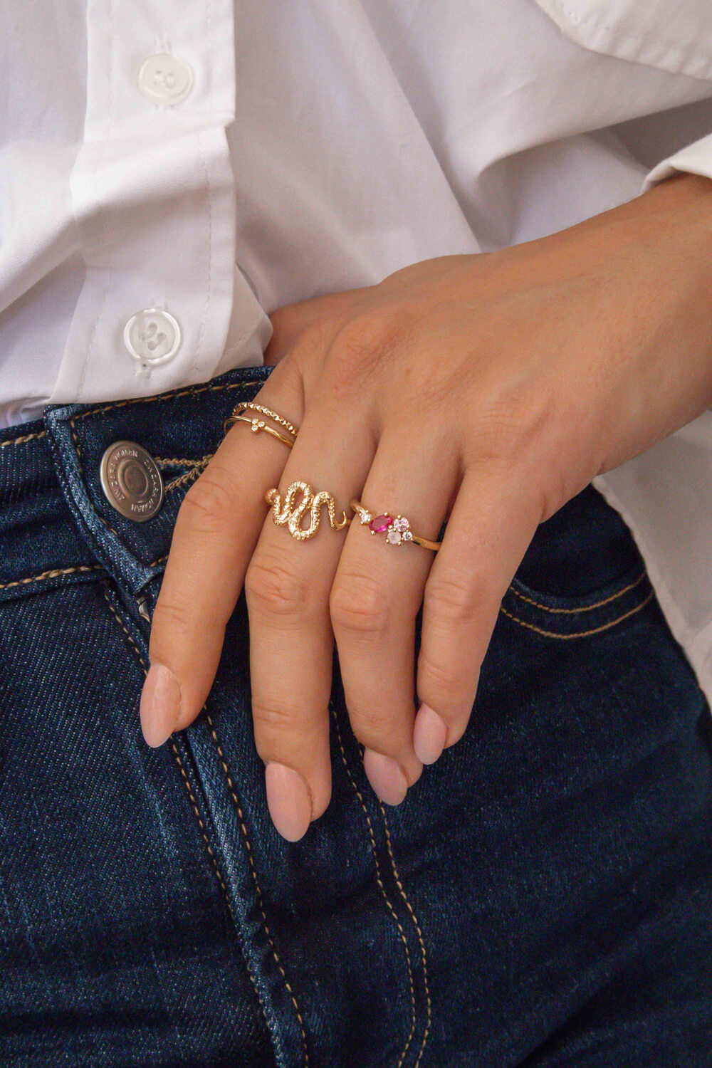 Inaya ring