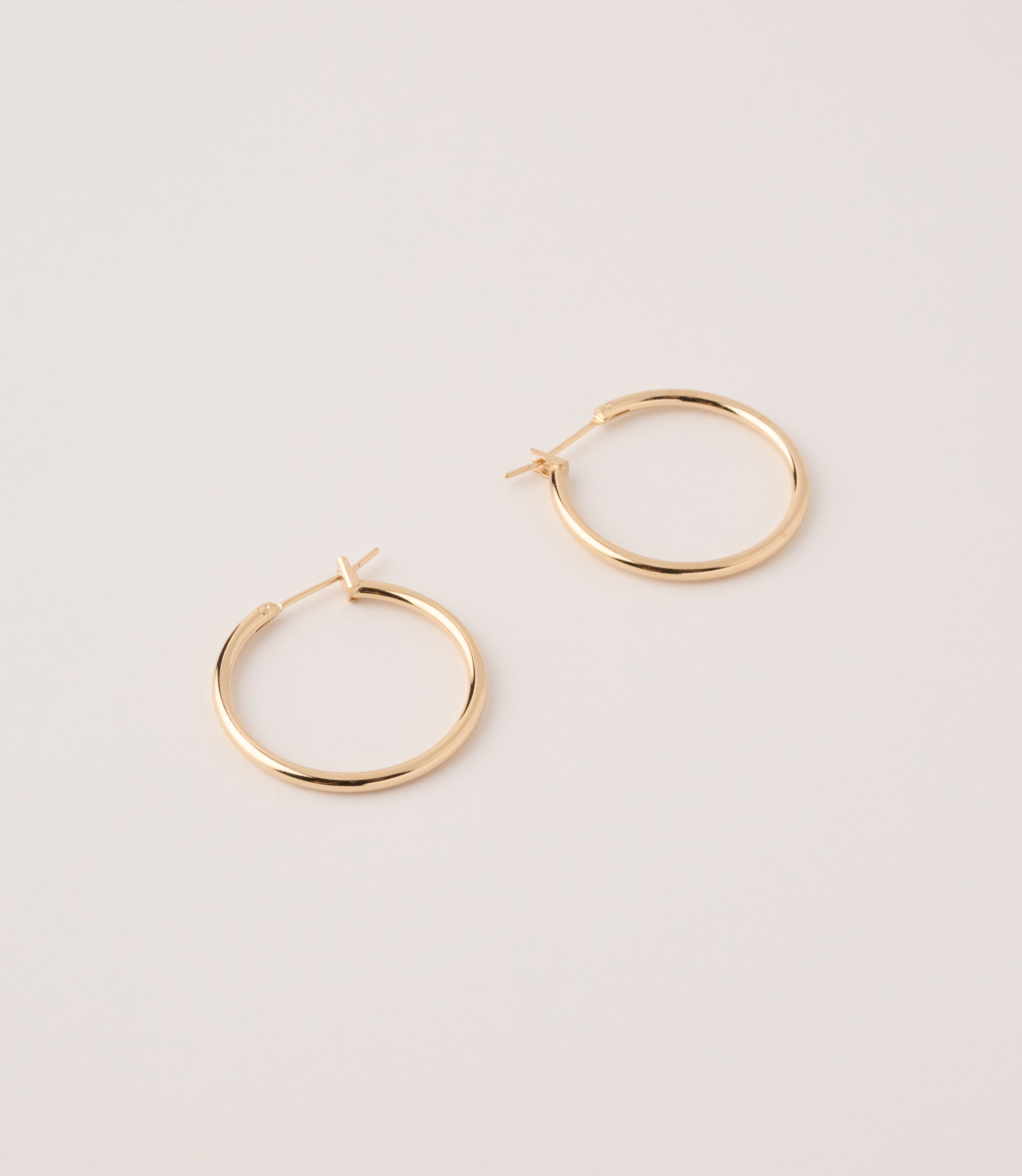 Lisette hoops 