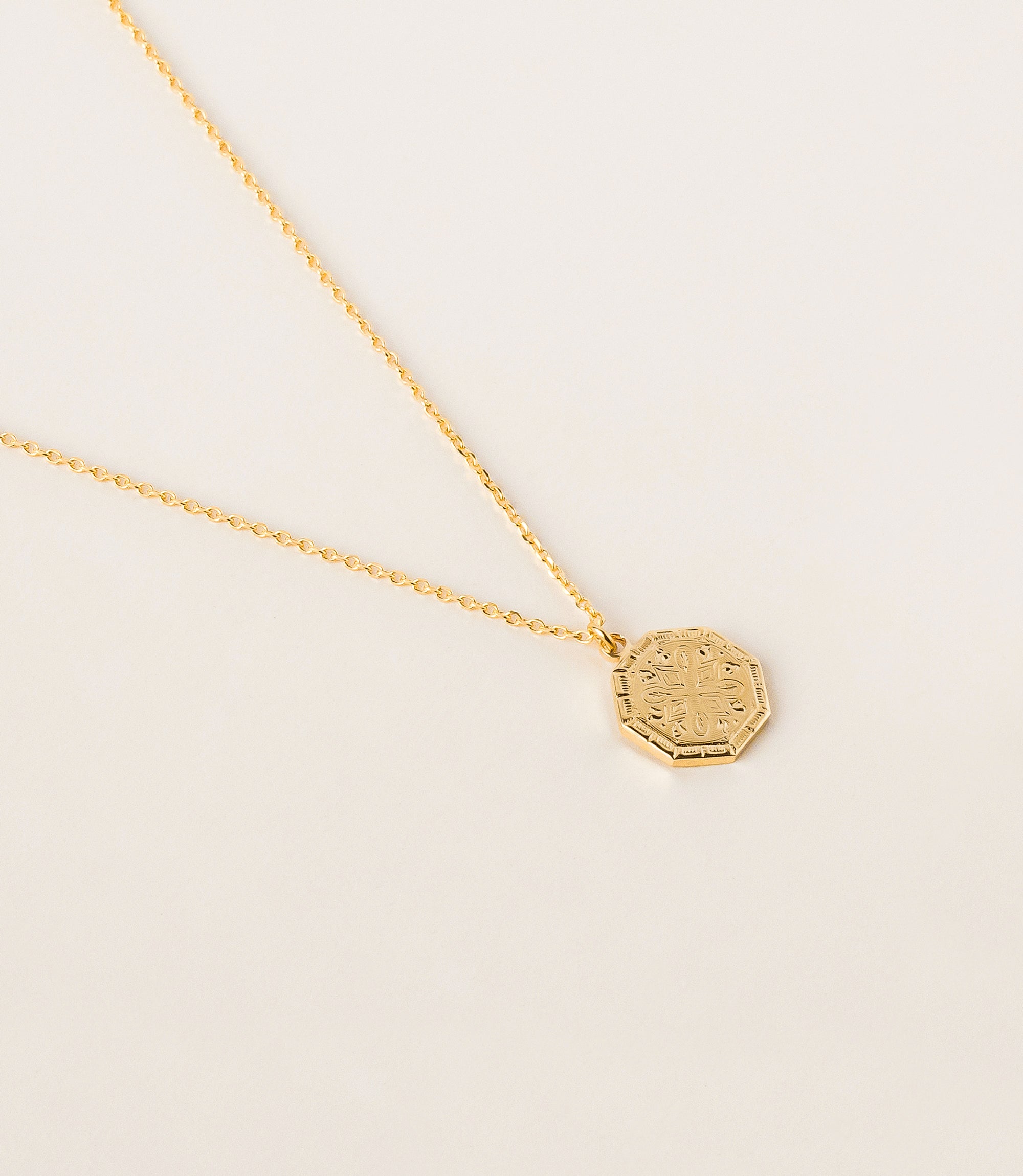 Collier Leanna